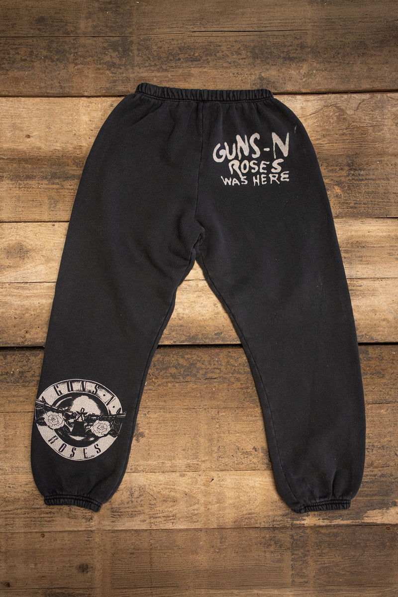 GUNS N' ROSES P.E. SWEATPANTS – MadeWorn