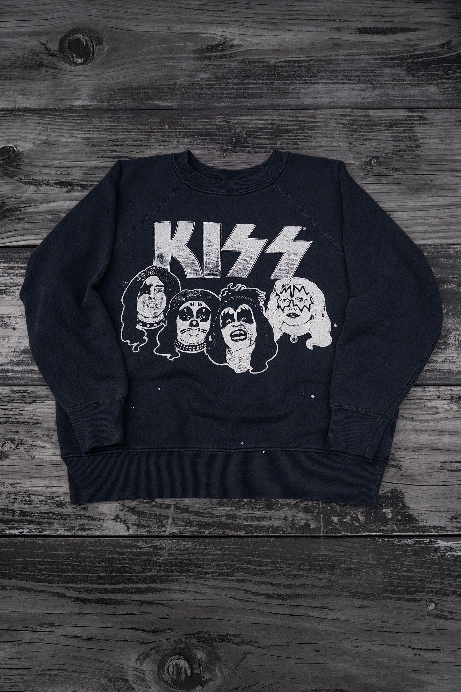 KISS LEGENDS SHRUNKEN SWEATSHIRT – MadeWorn