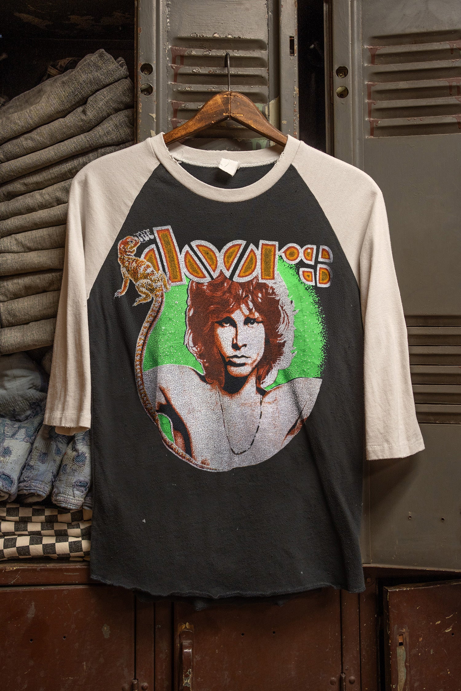 THE DOORS BREAK ON THROUGH RAGLAN – MadeWorn