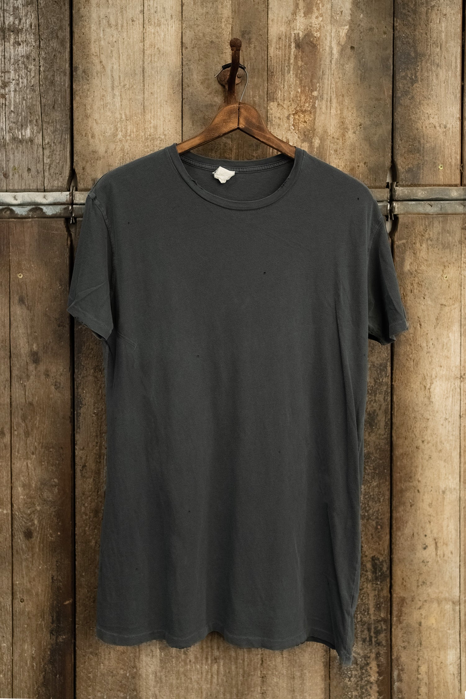 メイドウォーンオーバーサイズTシャツダスク – MadeWorn